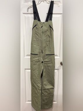 Mountain Hardwear Women's Medium High Exposure GORE-TEX Bib Green NWT Snow Ski